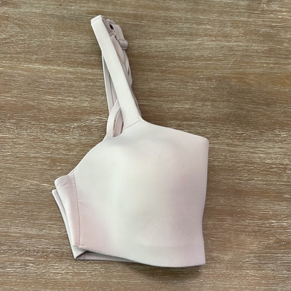 Lululemon Adapt and Align Bra (Soft Pink) - Picture 4 of 6